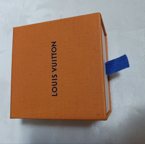 Keychain - Picture 4 of 5